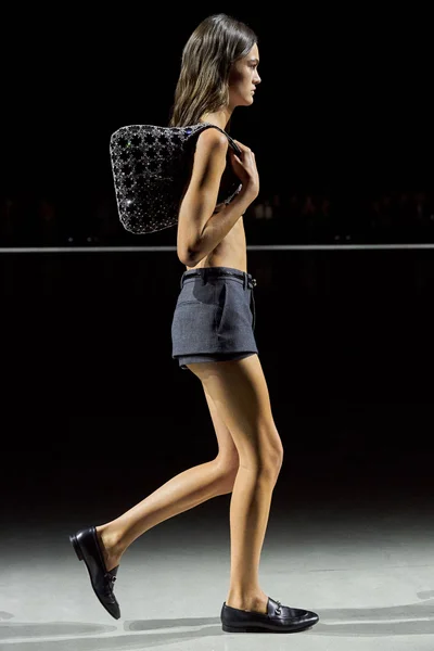 Look 9